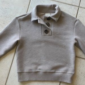 VARLEY sweatshirt . Slightly used / worn . Size small . Light tan